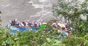 आँबुखैरेनी दुर्घटनाकाे मृतकहरुका शव भारत&nbsp;पठाइयाे