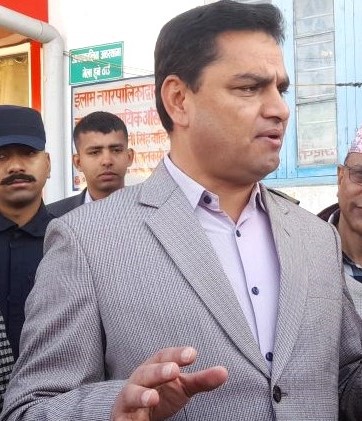 सरकारी अस्पतालले बिमाको औषधि छैन भन्न पाँउदैन- मन्त्री&nbsp;पौडेल